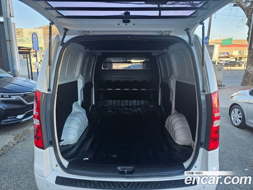 Hyundai Starex 2019