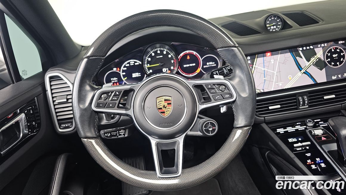 Porsche Cayenne 2021