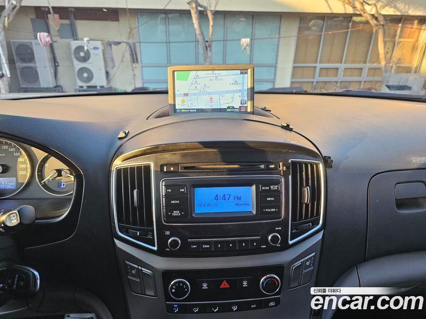 Hyundai Starex 2019