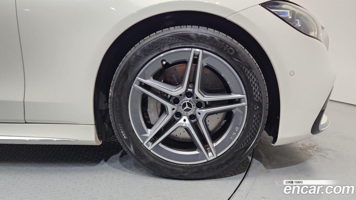 Mercedes-Benz S-Class 2022