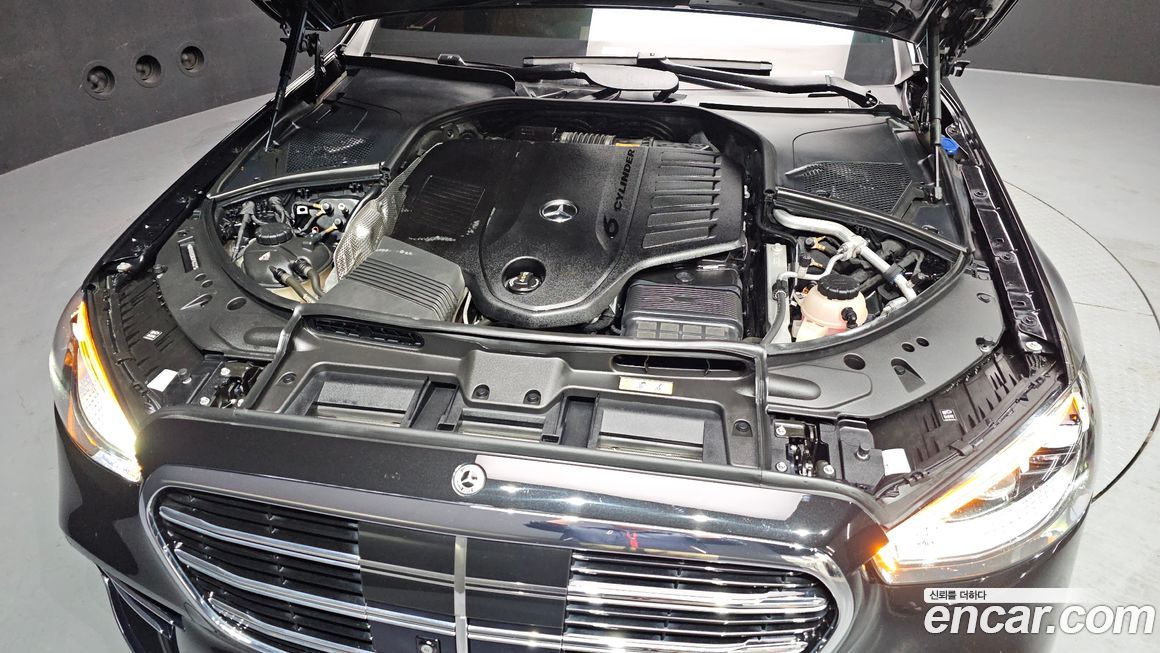 Mercedes-Benz S-Class 2023