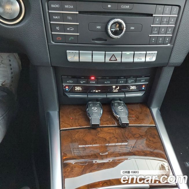 Mercedes-Benz E-Class 2016