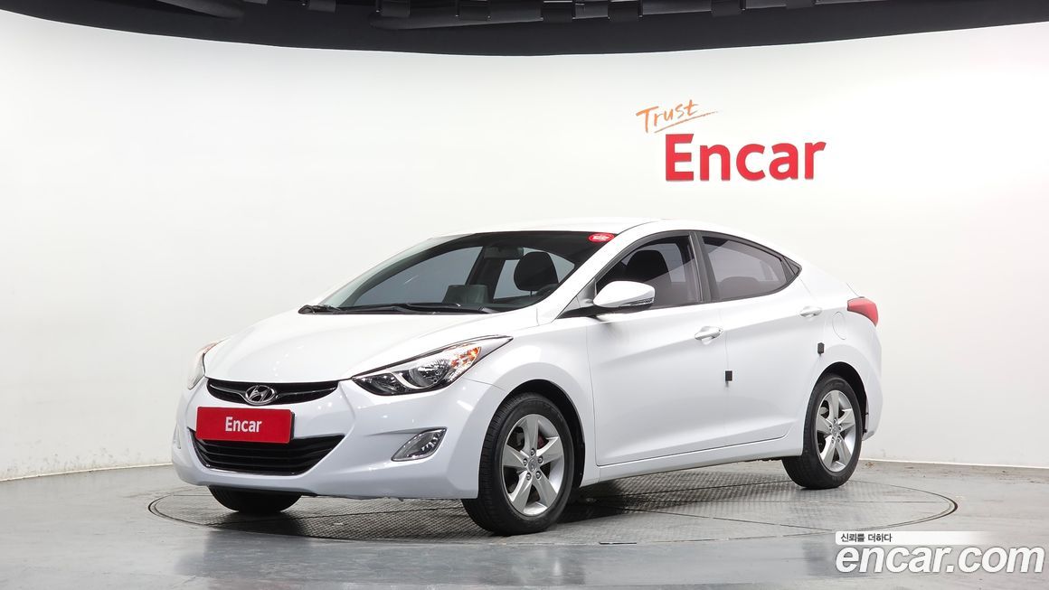 Hyundai AVANTE 2011