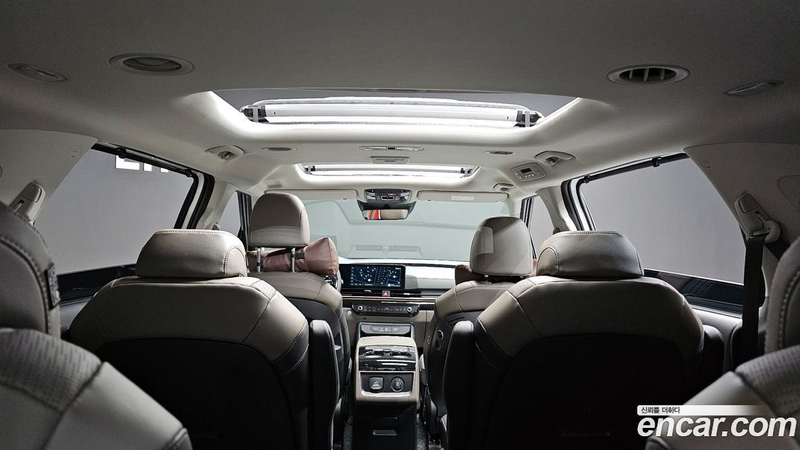 Kia Canival 2025