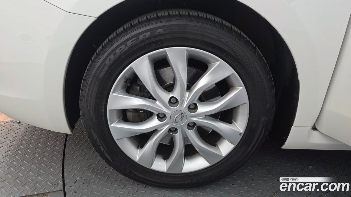 Renault-KoreaSamsung SM7 2012