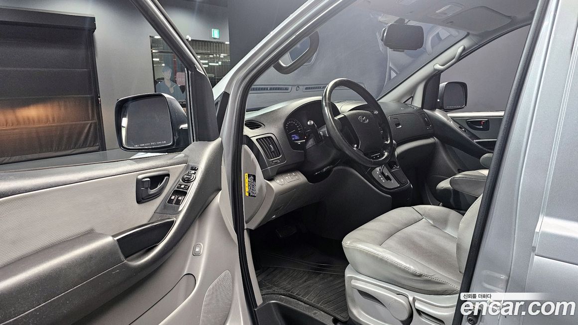 Hyundai Starex 2019