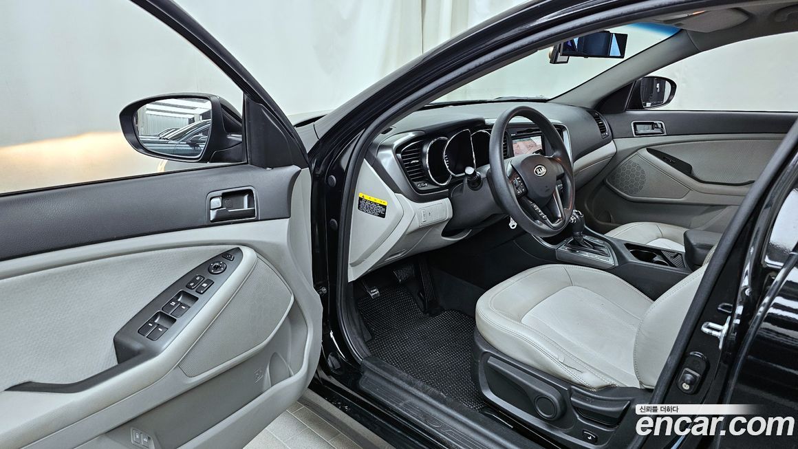 Kia K5 2011
