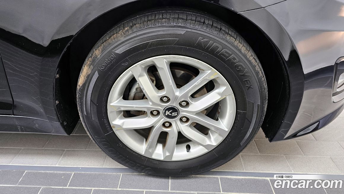Kia K5 2011