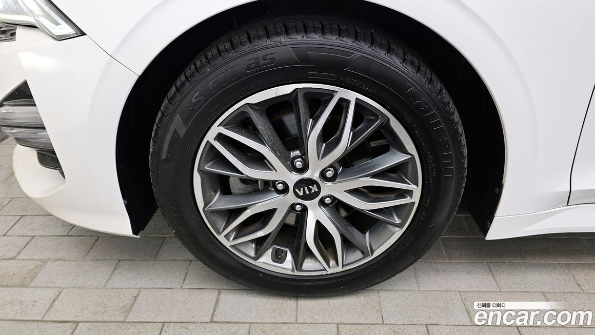 Kia K5 2021