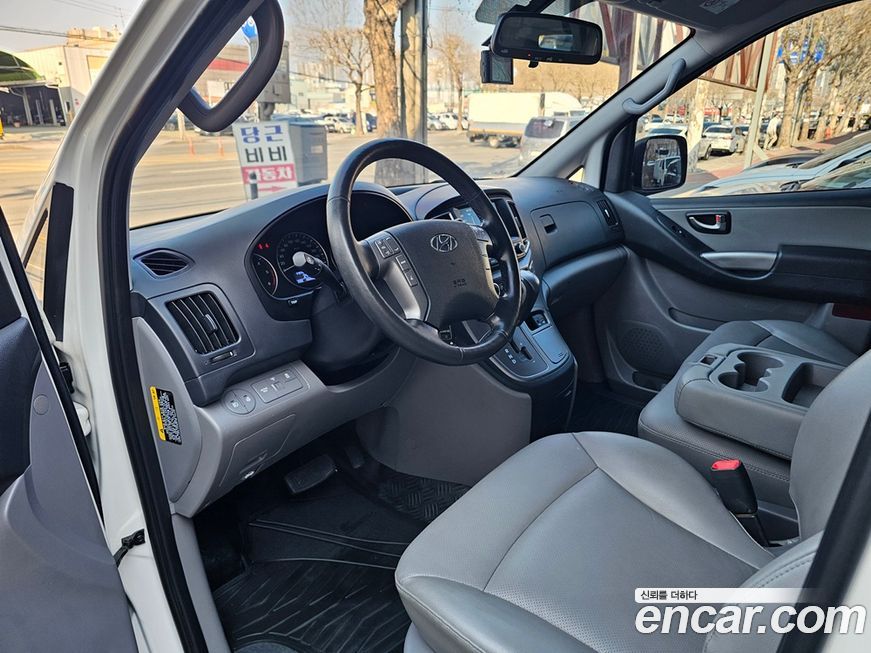Hyundai Starex 2021