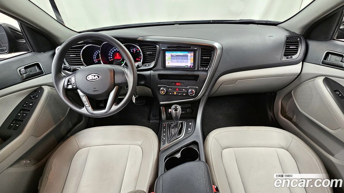 Kia K5 2011