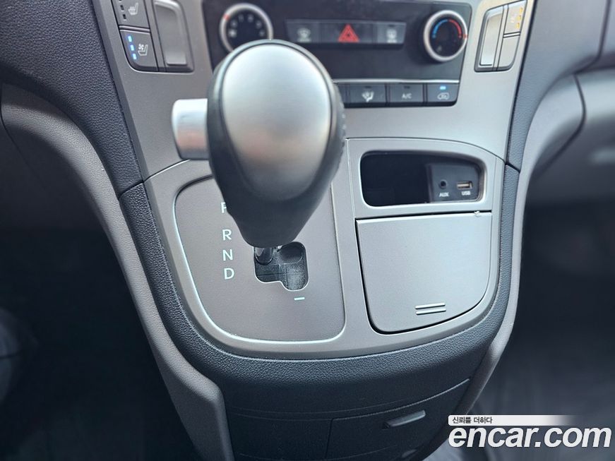 Hyundai Starex 2021
