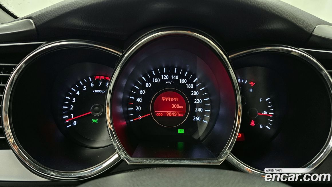 Kia K5 2011