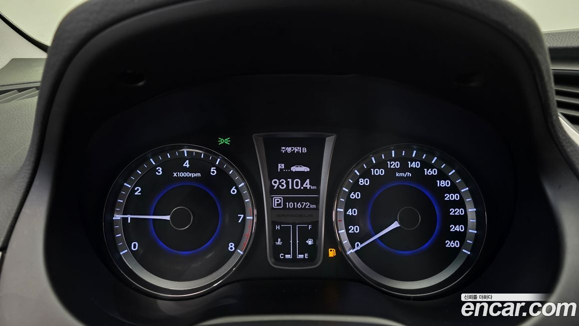 Hyundai Grandeur 2012