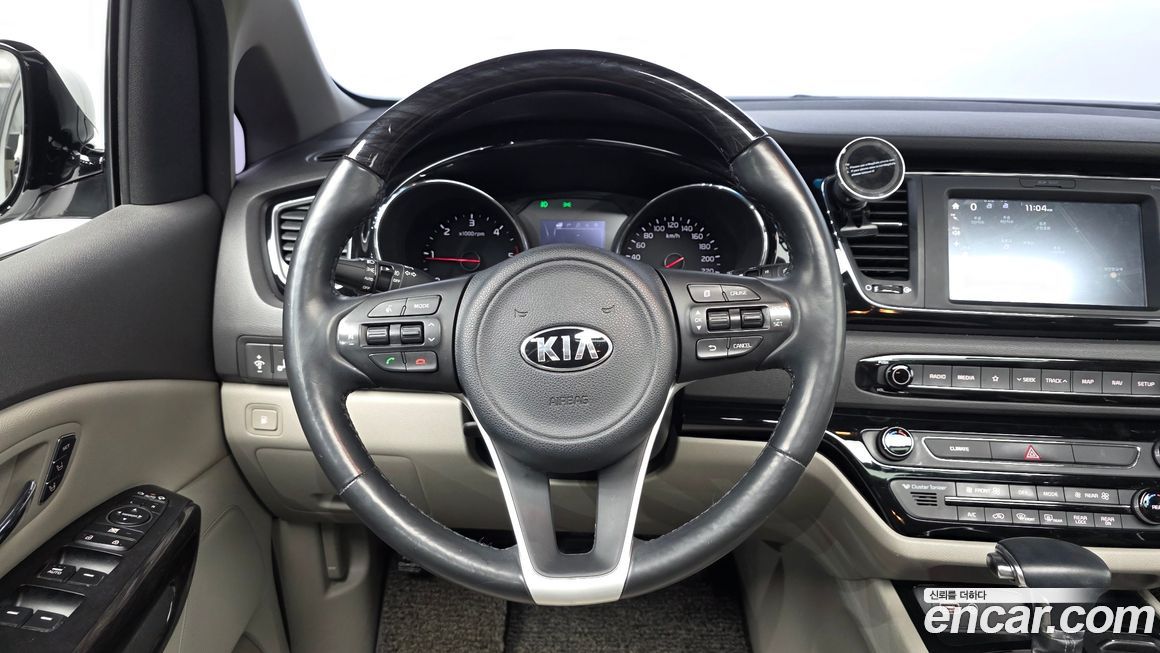 Kia Canival 2018