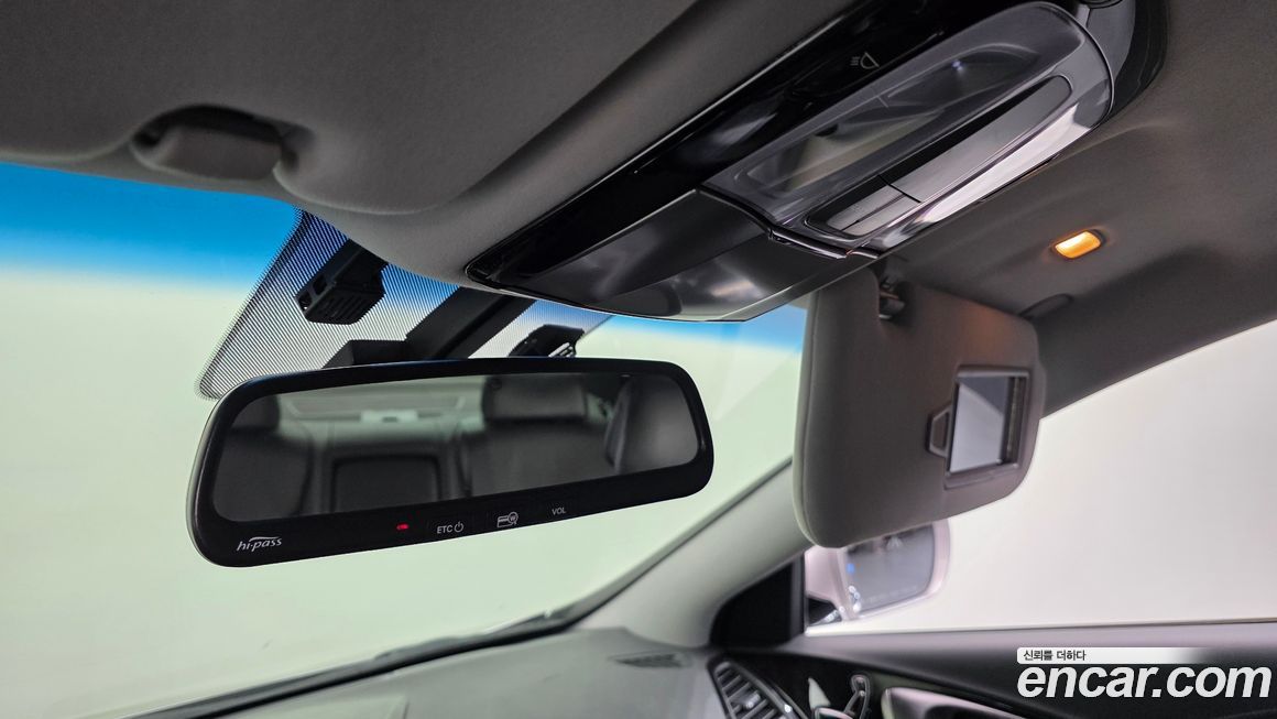 Hyundai Grandeur 2012