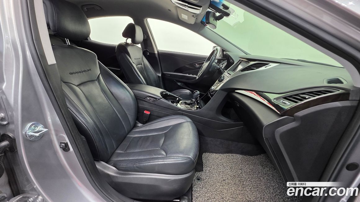 Hyundai Grandeur 2012