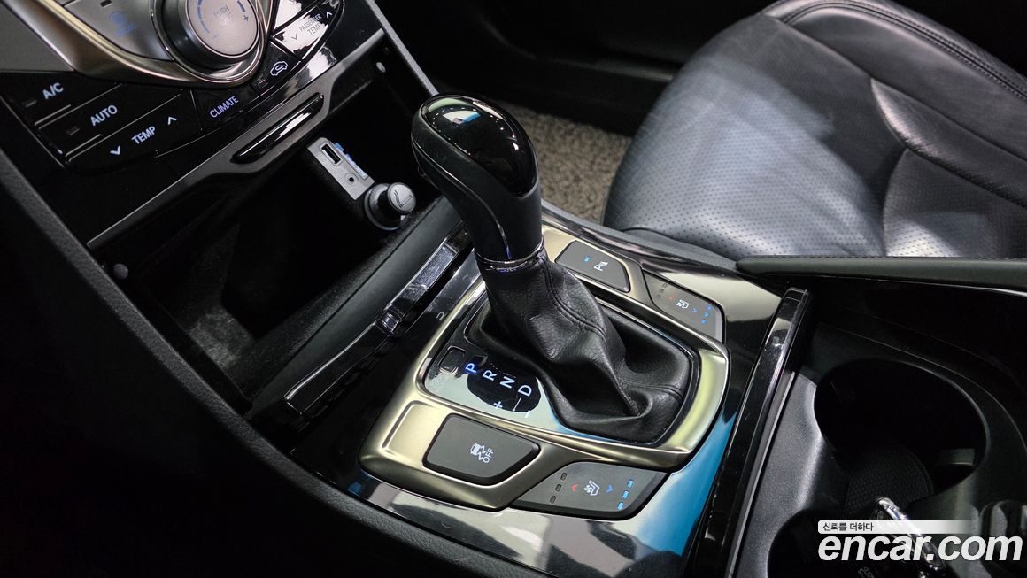 Hyundai Grandeur 2012