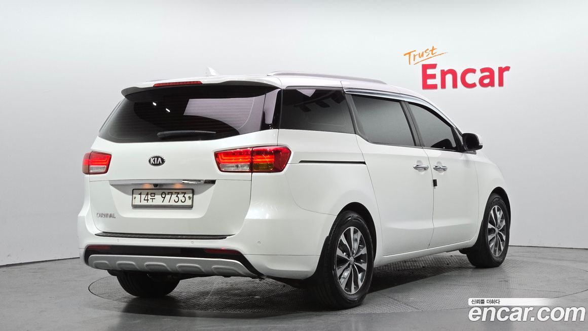 Kia Canival 2016