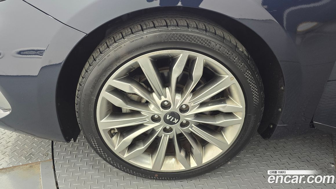 Kia K7 2020