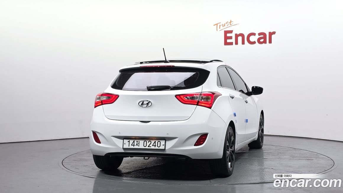 Hyundai i30 2016