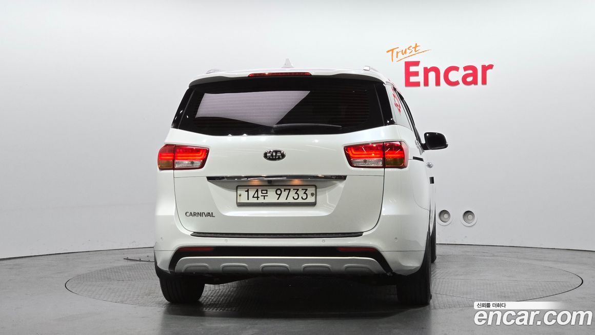 Kia Canival 2016