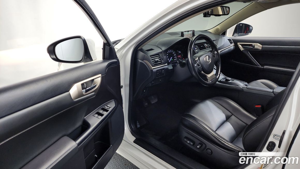 Lexus CT200h 2017
