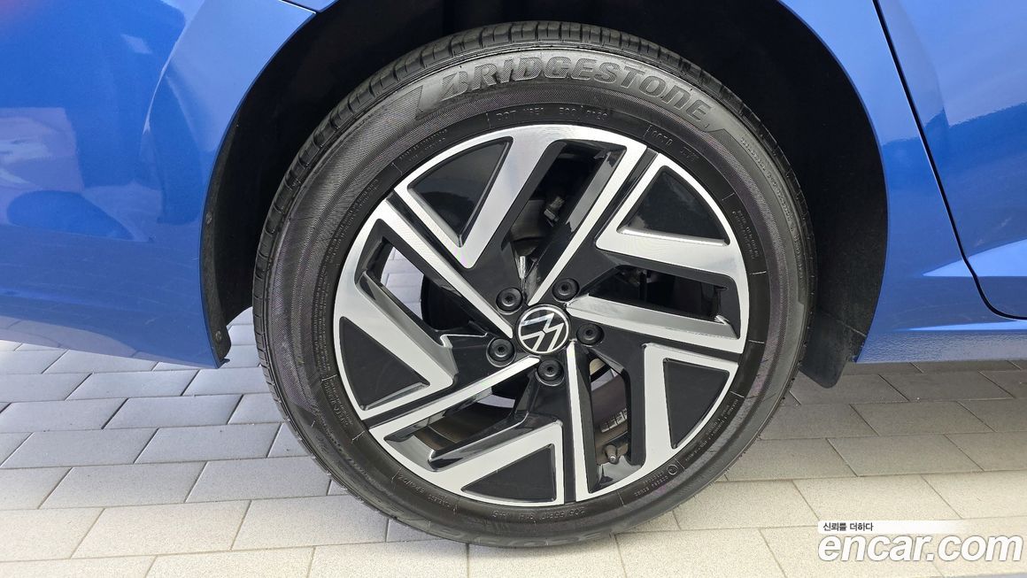 Volkswagen Jetta 2023