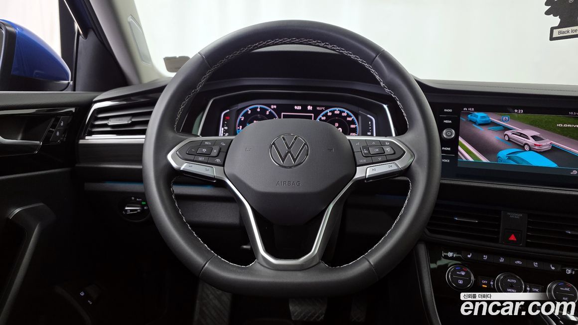 Volkswagen Jetta 2023