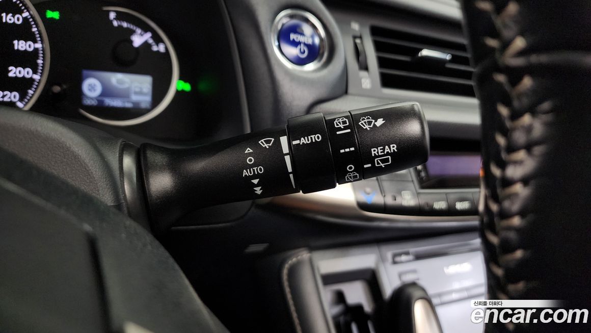 Lexus CT200h 2017