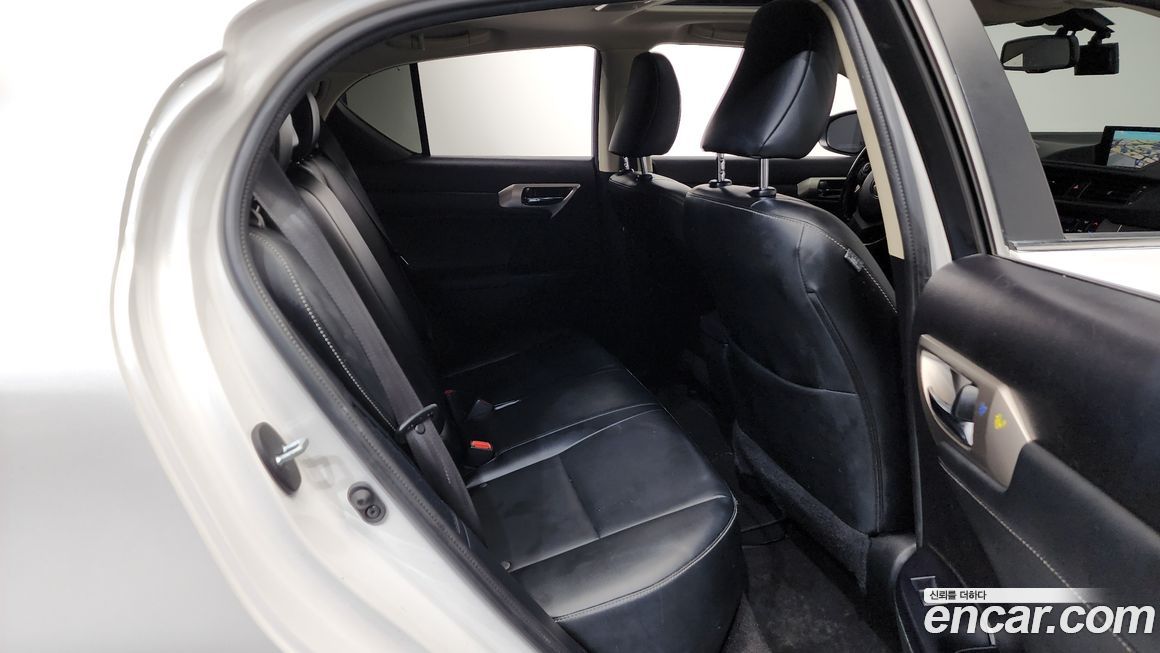 Lexus CT200h 2017
