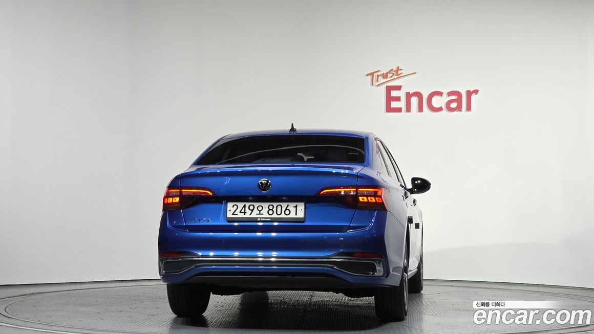 Volkswagen Jetta 2023