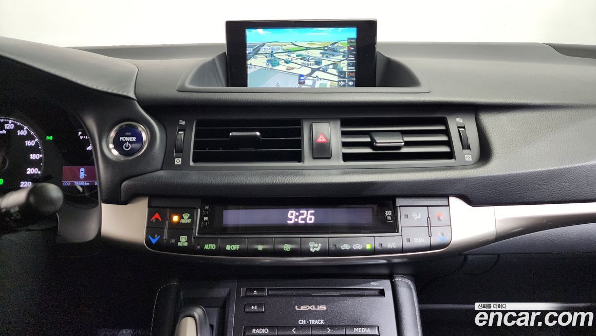 Lexus CT200h 2017