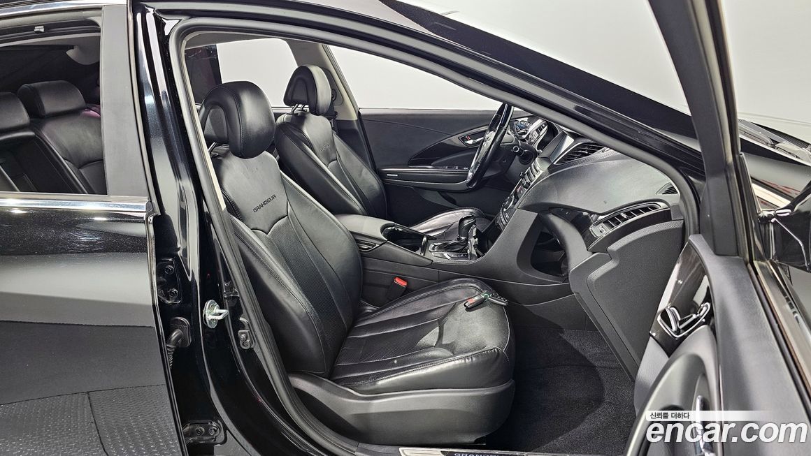 Hyundai Grandeur 2016