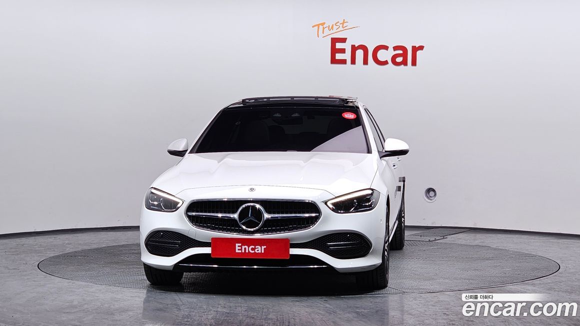 Mercedes-Benz C-Class 2022