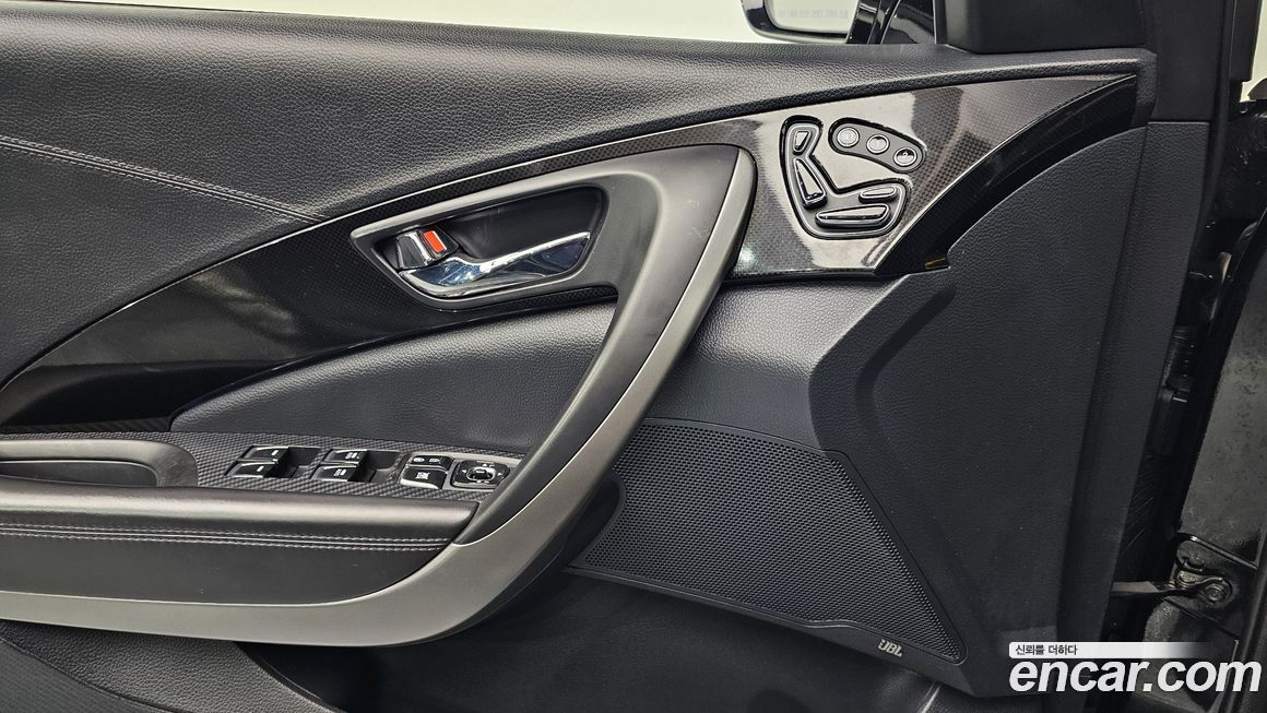 Hyundai Grandeur 2016