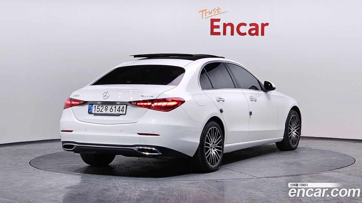 Mercedes-Benz C-Class 2022