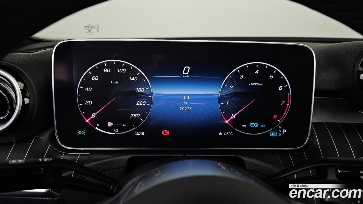 Mercedes-Benz C-Class 2022