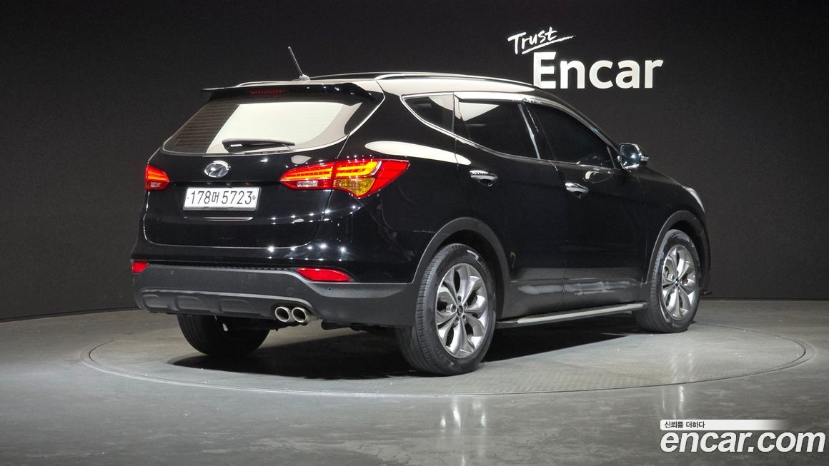 Hyundai Santafe 2015