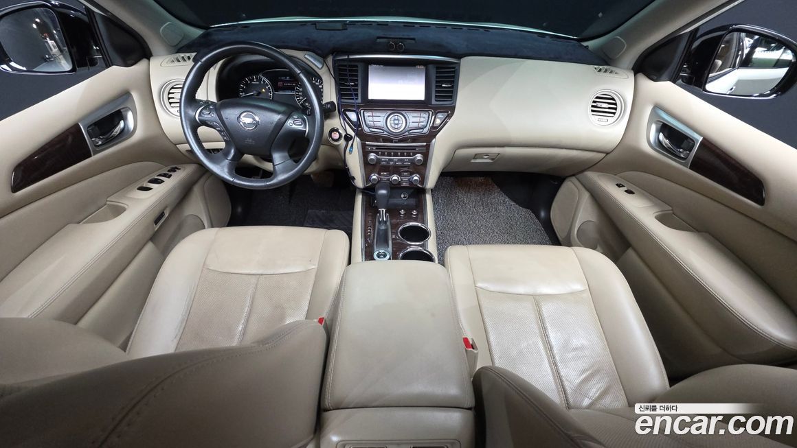 Nissan Pathfinder 2016