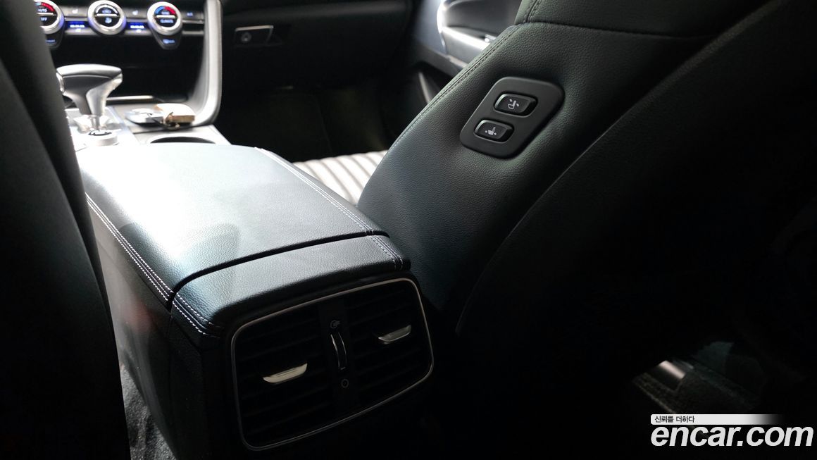 Genesis G70 2020