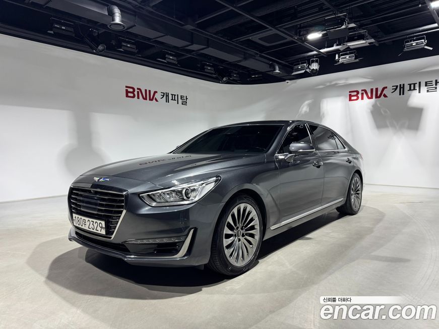 Genesis EQ900 2018