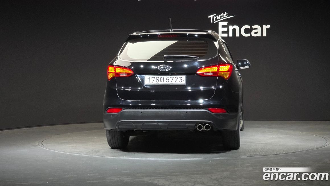 Hyundai Santafe 2015