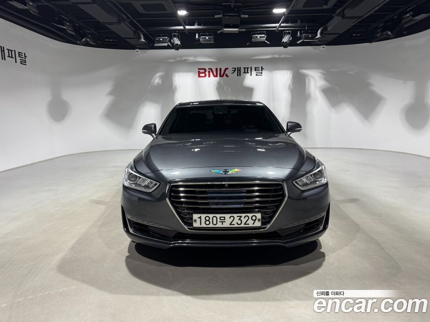 Genesis EQ900 2018