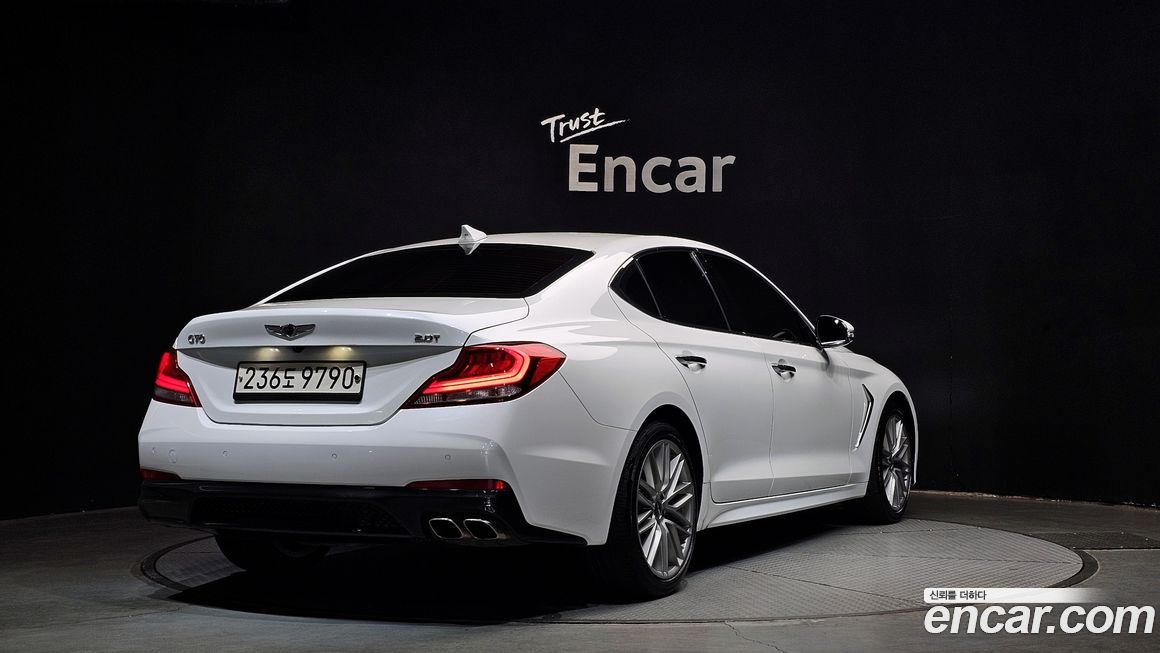 Genesis G70 2020