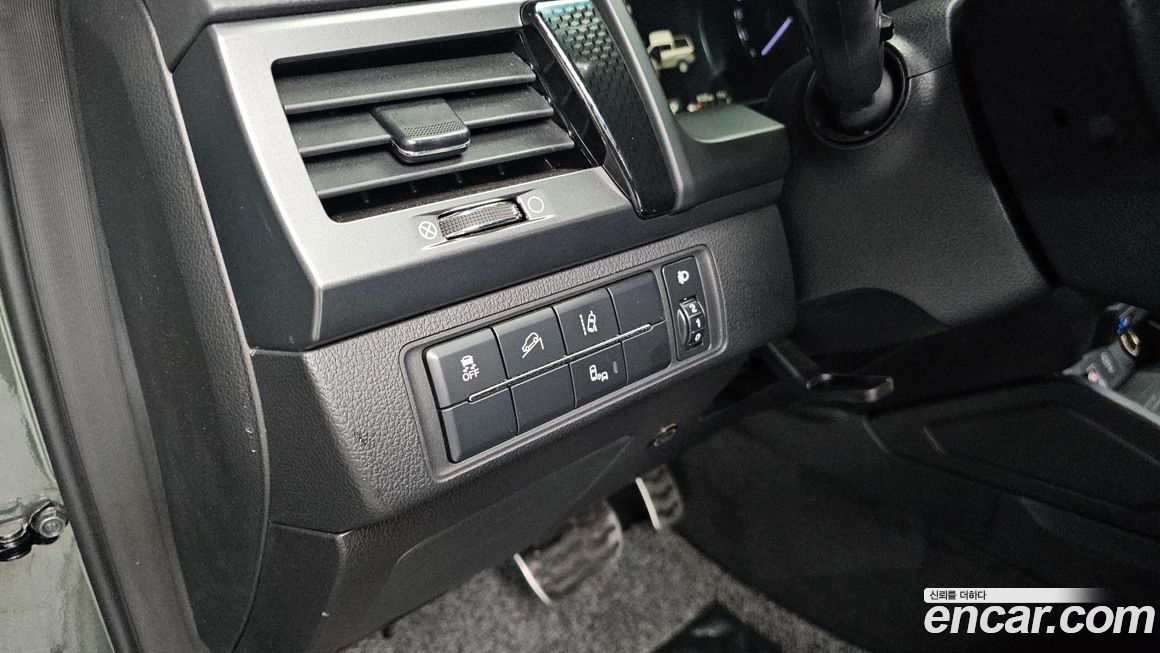 KG_Mobility_Ssangyong Rexton 2021