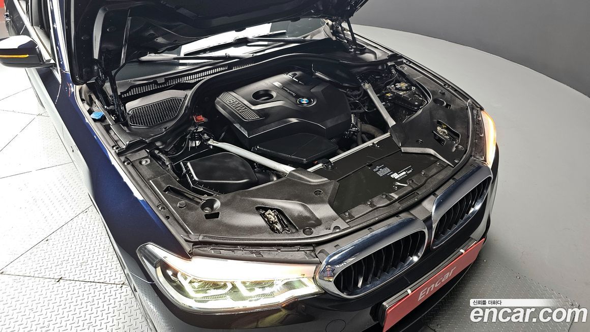 BMW 5-Series 2018