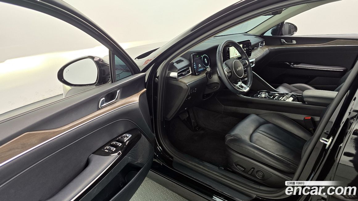 Kia K5 2023