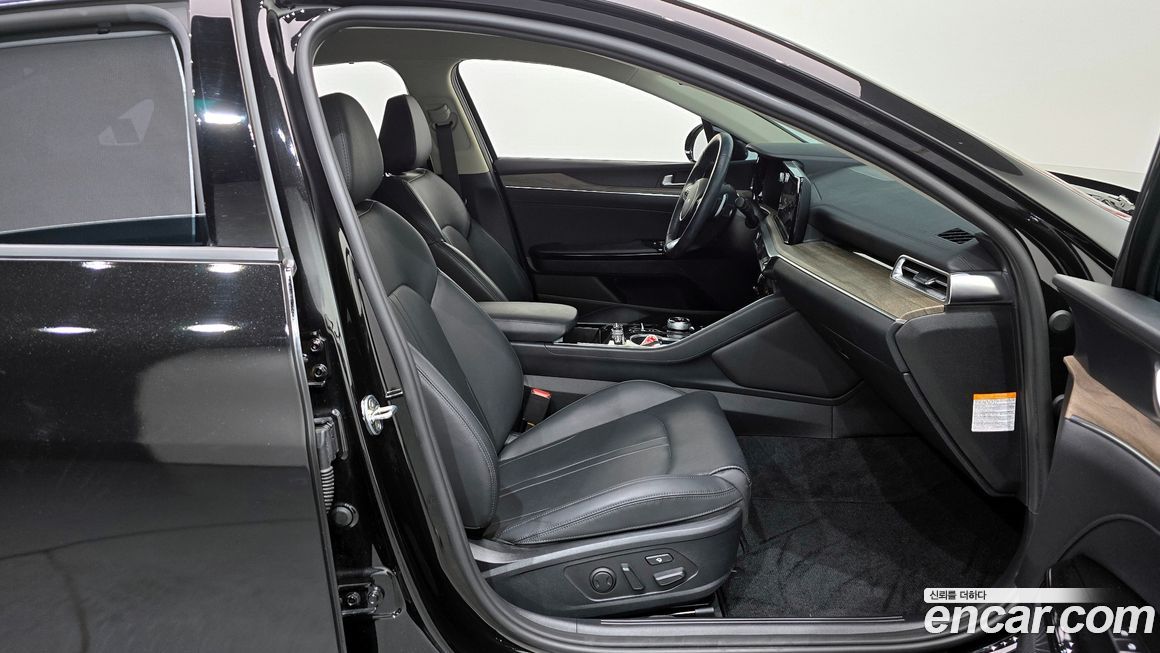 Kia K5 2023