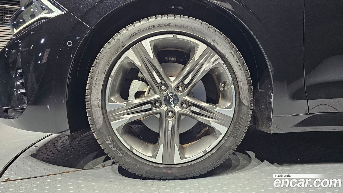 Kia K5 2023